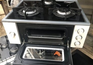 Quality 3 Burner Gas Cooker With Oven