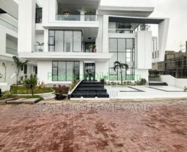 Furnished 5bdrm Duplex in Osapa London for sale