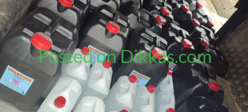 DISTILLED WATER ( DEIONIZED WATER) _25 LITERS.