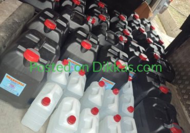 DISTILLED WATER ( DEIONIZED WATER) _25 LITERS.