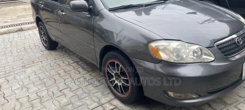Toyota Corolla LE 2006 Gray