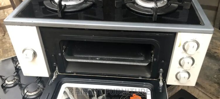 Quality 3 Burner Gas Cooker With Oven