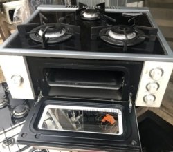 Quality 3 Burner Gas Cooker With Oven