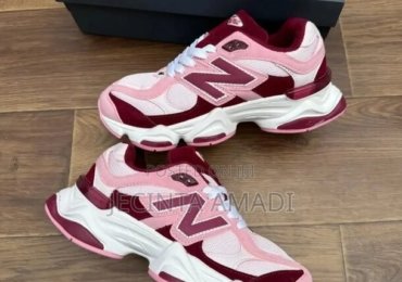 New Balance 9060