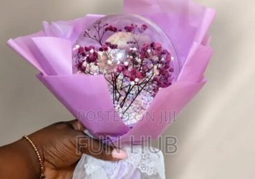 Sunshine Blossom Acrylic Bubble Baby’S Breath Bouquet