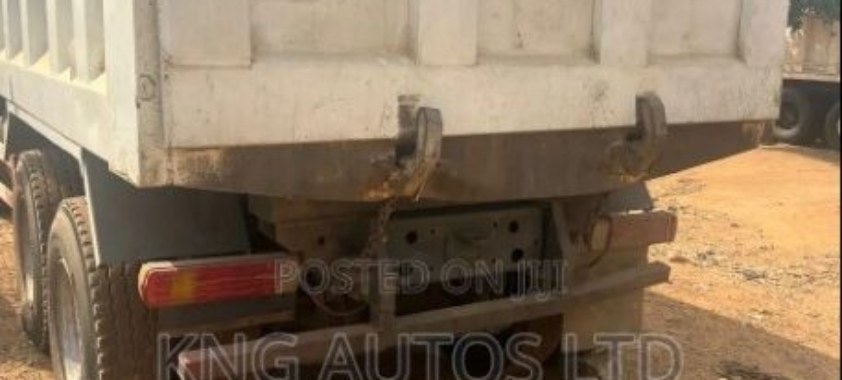 HOWO Sinotruk Tipper Truck – Company Used, Excellent Working Condition