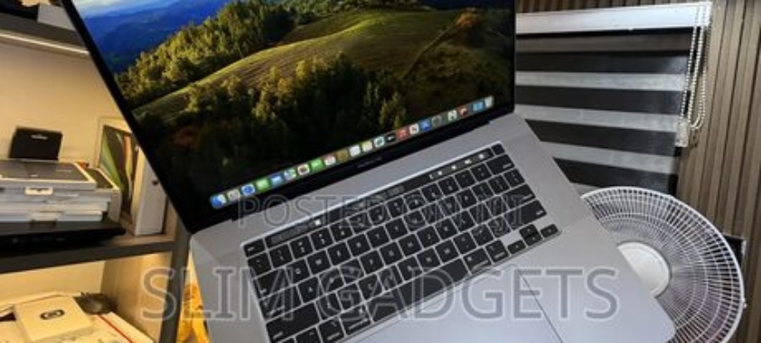 Laptop Apple MacBook Pro 2019 16GB Intel Core i9 SSD 1T