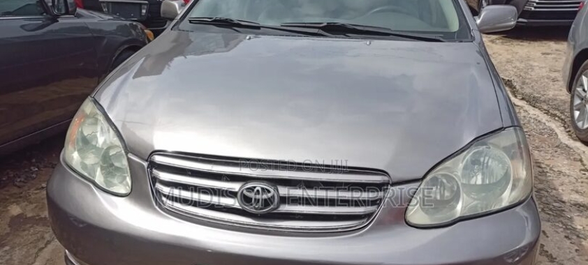 Toyota Corolla LE 2004 Gray