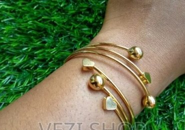 Nice Looking Mature Sets of Bracelets