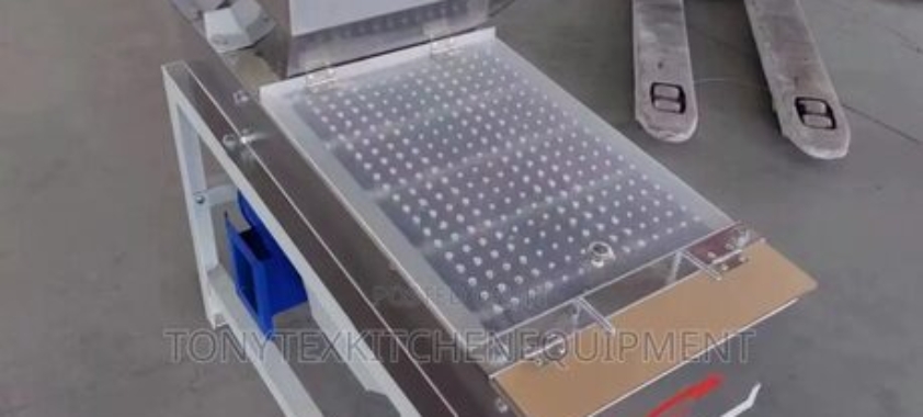 Groundnut Peeling Machine